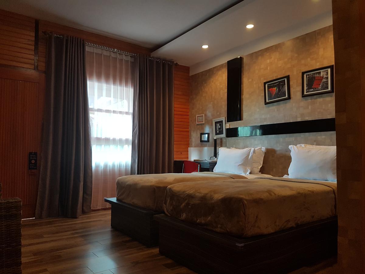 Lawaka Hotel Ampana Dış mekan fotoğraf